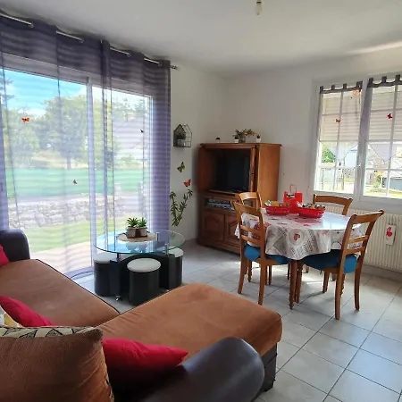 Holiday home Locmousteru Mousteru